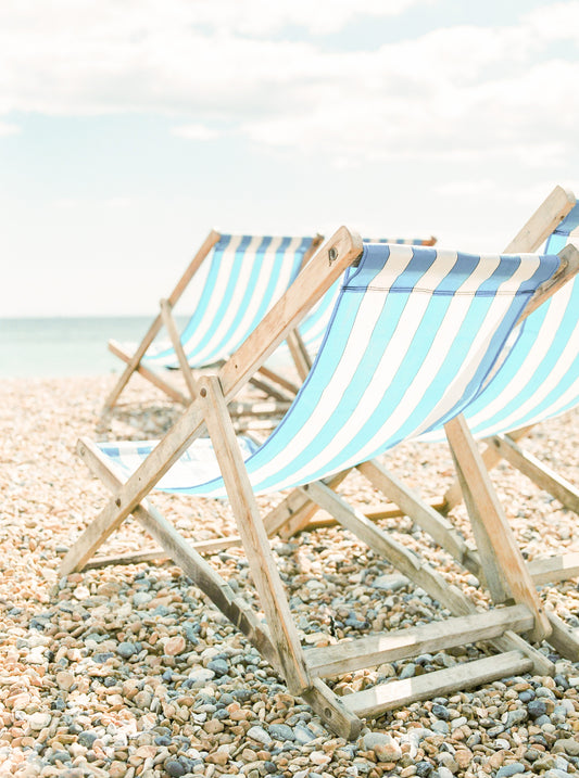 From Beach Vibes to Poolside Jams: 4 Perfect Summer Playlists for You